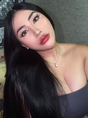 Full leaked Avalynbabe private onlyfans photo
