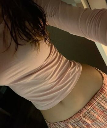 Full leaked Avameww page private onlyfans photo