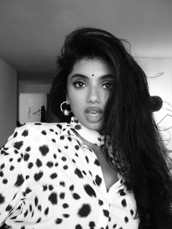 Full leaked Avantika page private onlyfans photo