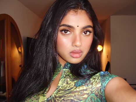 Full leaked Avantika page private onlyfans photo