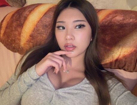 Full leaked Avasuun private onlyfans photo