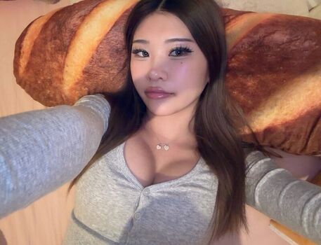 Full leaked Avasuun private onlyfans photo