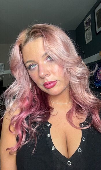 Full leaked Averageallison private onlyfans photo