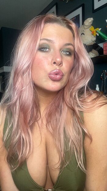 Full leaked Averageallison private onlyfans photo