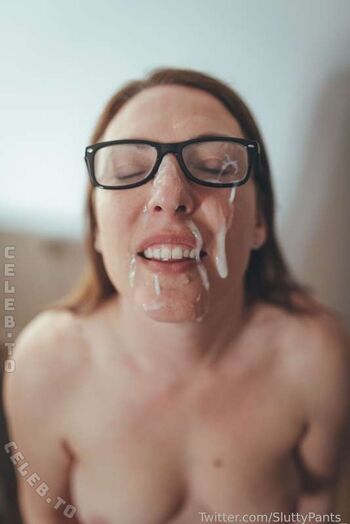 Full leaked Averageukmum private onlyfans photo