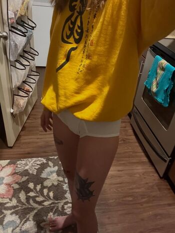 Full leaked Averyshipp private onlyfans photo