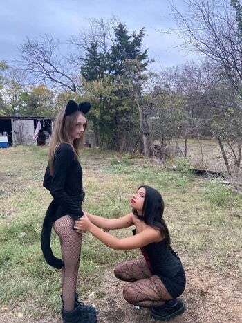 Full leaked Averyshipp private onlyfans photo