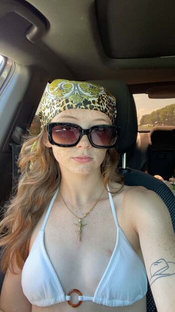 Full leaked Averyshipp private onlyfans photo