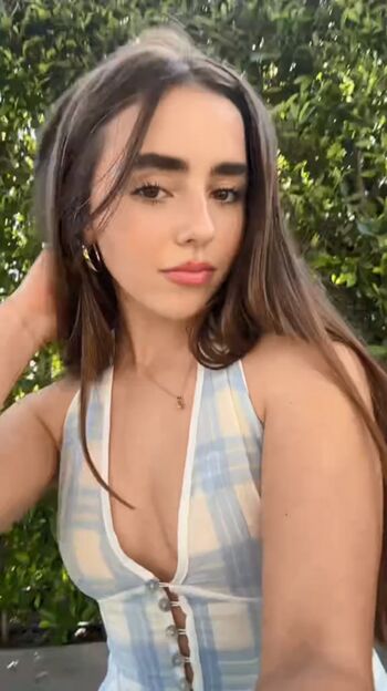 Full leaked Avia butler page private onlyfans photo
