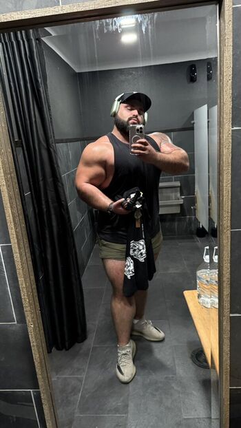 Full leaked Avidshock private onlyfans photo