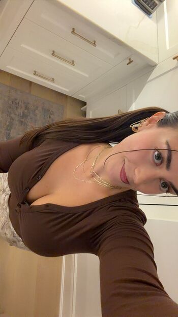 Full leaked Avirginwhocxntdrive private onlyfans photo