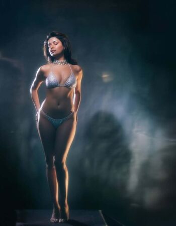 Full leaked Avneet kaur page private onlyfans photo