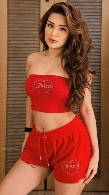 Full leaked Avneet kaur page private onlyfans photo