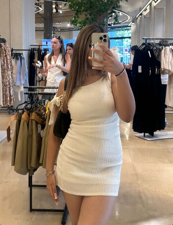 Full leaked Avneet kaur private onlyfans photo