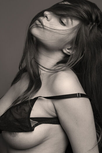 Full leaked Avrelia amaris private onlyfans photo