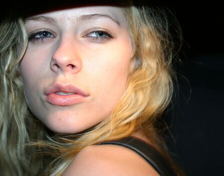 Full leaked Avril lavigne private onlyfans photo