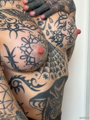 Full leaked Awlivv page private onlyfans photo