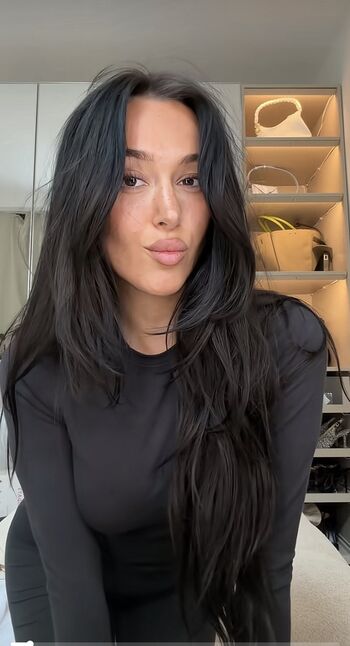 Full leaked Axelle agostini private onlyfans photo