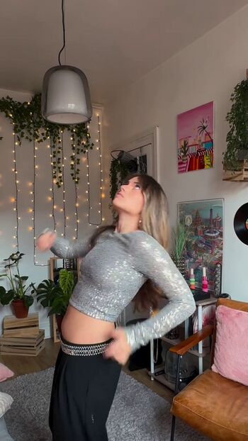 Full leaked Axelle maga page private onlyfans photo