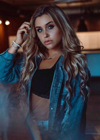 Full leaked Ayeisemi page private onlyfans photo