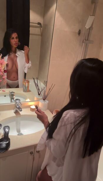 Full leaked Ayem nour private onlyfans photo