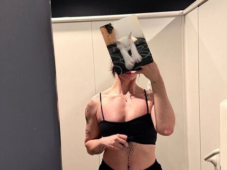 Full leaked Aykuroo private onlyfans photo