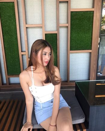 Full leaked Ayu tarisa private onlyfans photo