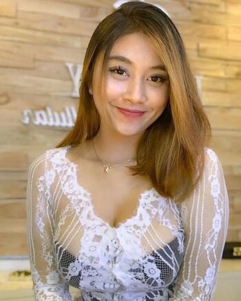 Full leaked Ayu tarisa private onlyfans photo