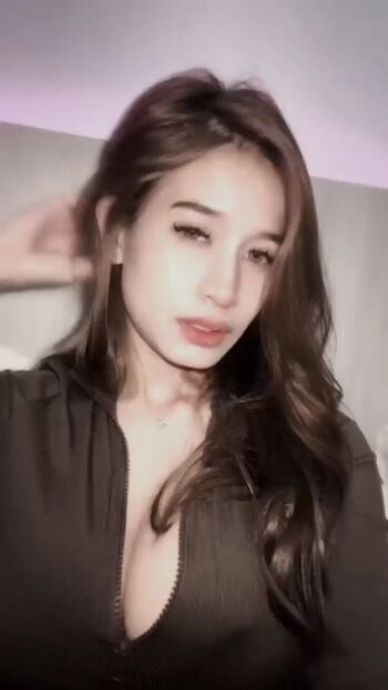 Full leaked Ayu ulatbulu private onlyfans photo