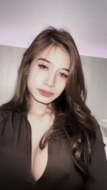 Full leaked Ayu ulatbulu private onlyfans photo