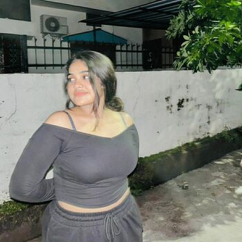 Full leaked Ayushi bhardwaj page private onlyfans photo