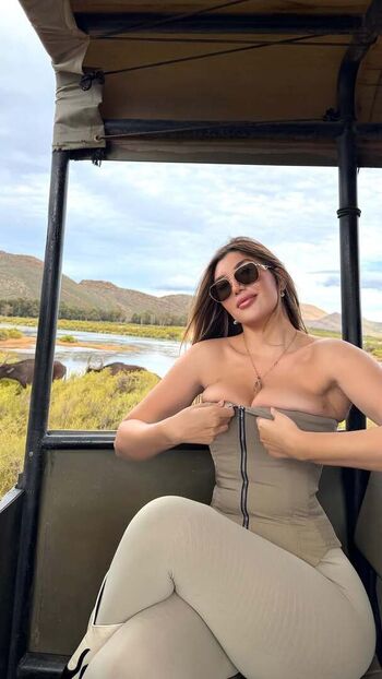 Full leaked Ayysee private onlyfans photo