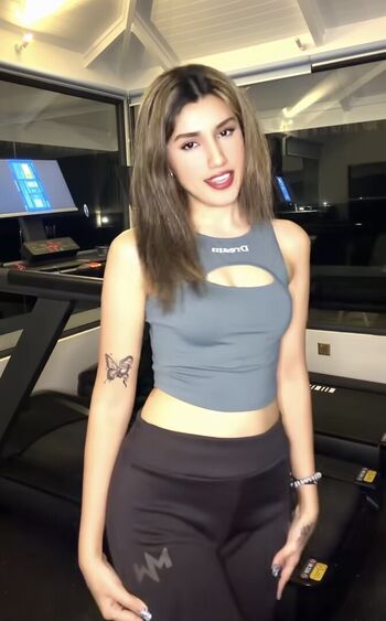 Full leaked Ayyoshkabl private onlyfans photo