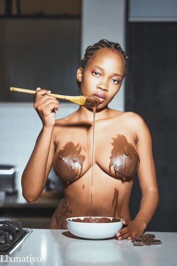 Full leaked Azanian doll private onlyfans photo