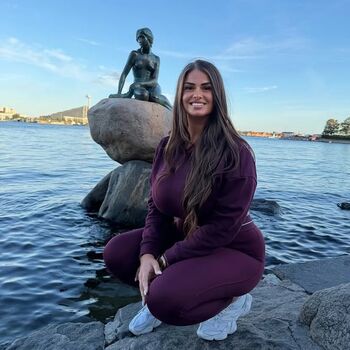 Full leaked Azra kameric private onlyfans photo