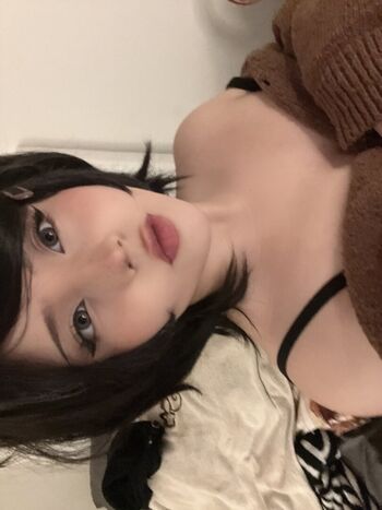 Full leaked Azraelveil private onlyfans photo