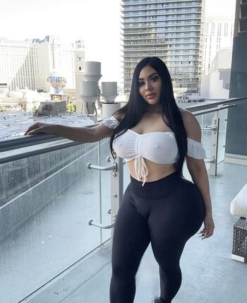 Full leaked Aztec mami private onlyfans photo