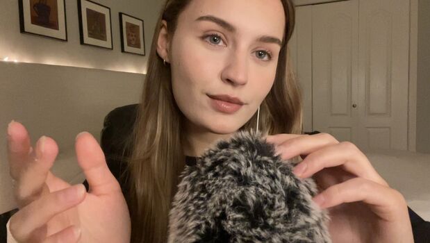 Full leaked B asmr private onlyfans photo