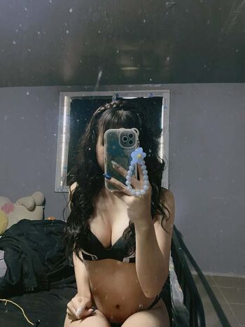 Full leaked B o mme private onlyfans photo