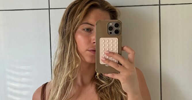 Full leaked Bab buelens private onlyfans photo