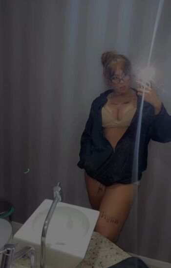 Full leaked Babdgabi private onlyfans photo