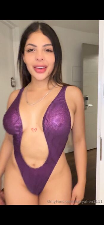 Full leaked Babyalien private onlyfans photo