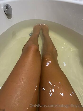 Full leaked Babygirlleylaa private onlyfans photo