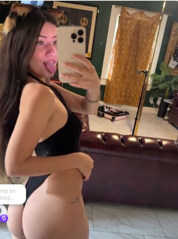 Full leaked Babyjinx private onlyfans photo