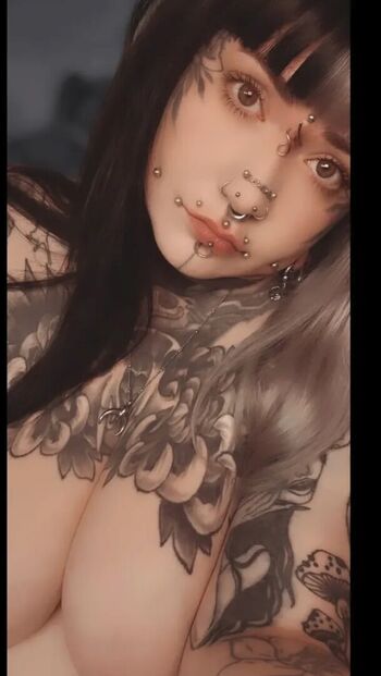 Full leaked Babymortis private onlyfans photo