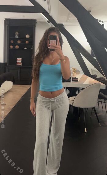 Full leaked Babyyjuli private onlyfans photo