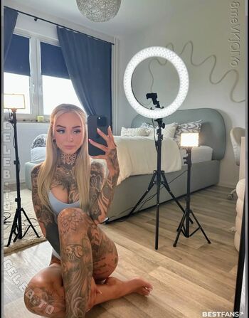 Full leaked Bad xmoni private onlyfans photo
