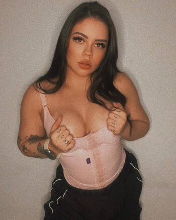 Full leaked Badanninha private onlyfans photo