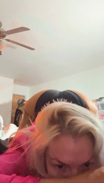 Full leaked Badassjessielynn private onlyfans photo