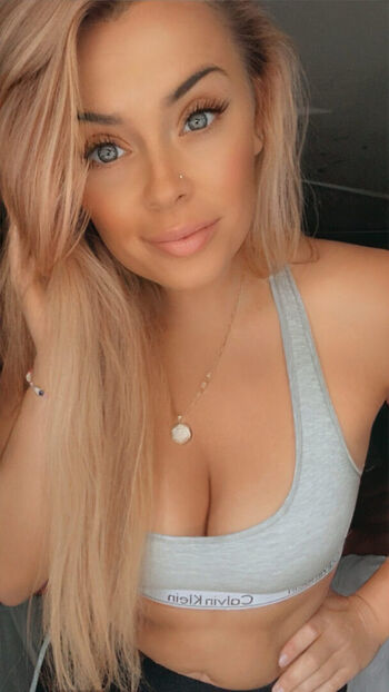 Full leaked Baddie tiffani private onlyfans photo